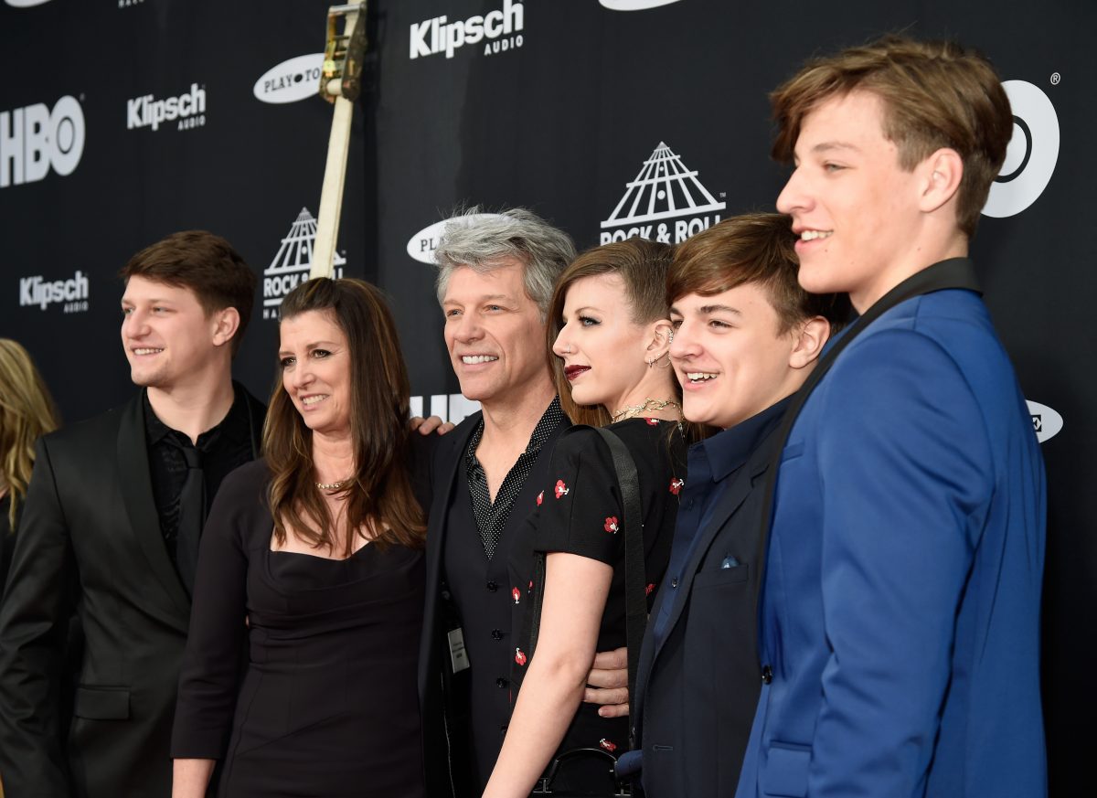 Jon Bon Jovi, sa femme Dorothea et leurs quatre enfants au Rock and Roll Hall of Fame.