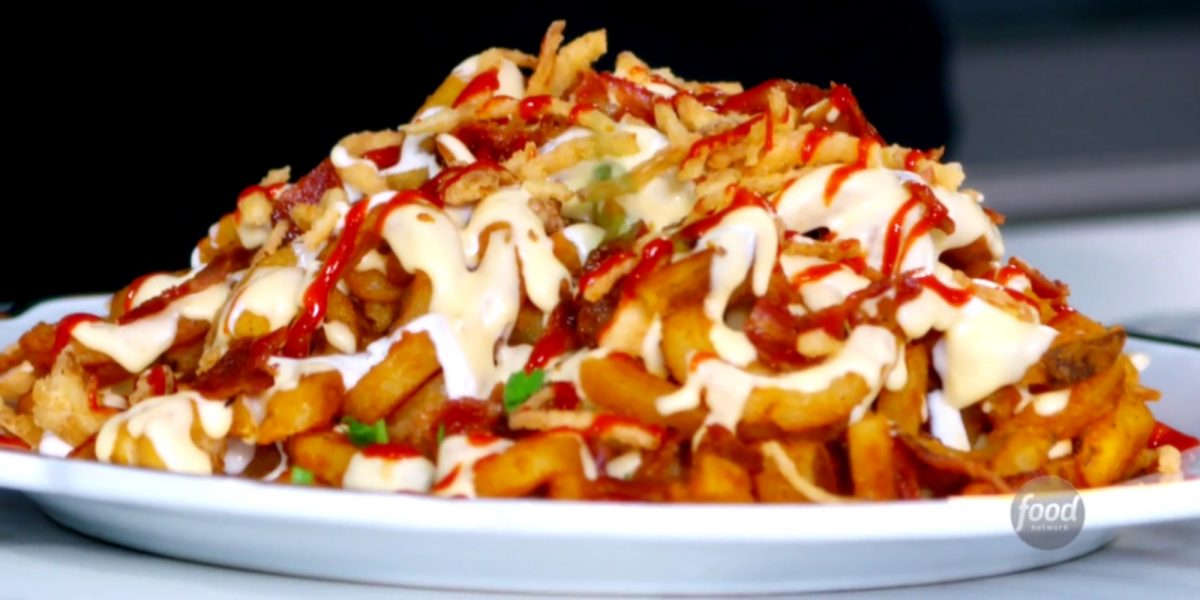 Les nachos chargés de frites frisées de Trisha Yearwood sont parfaits pour les jours de match.