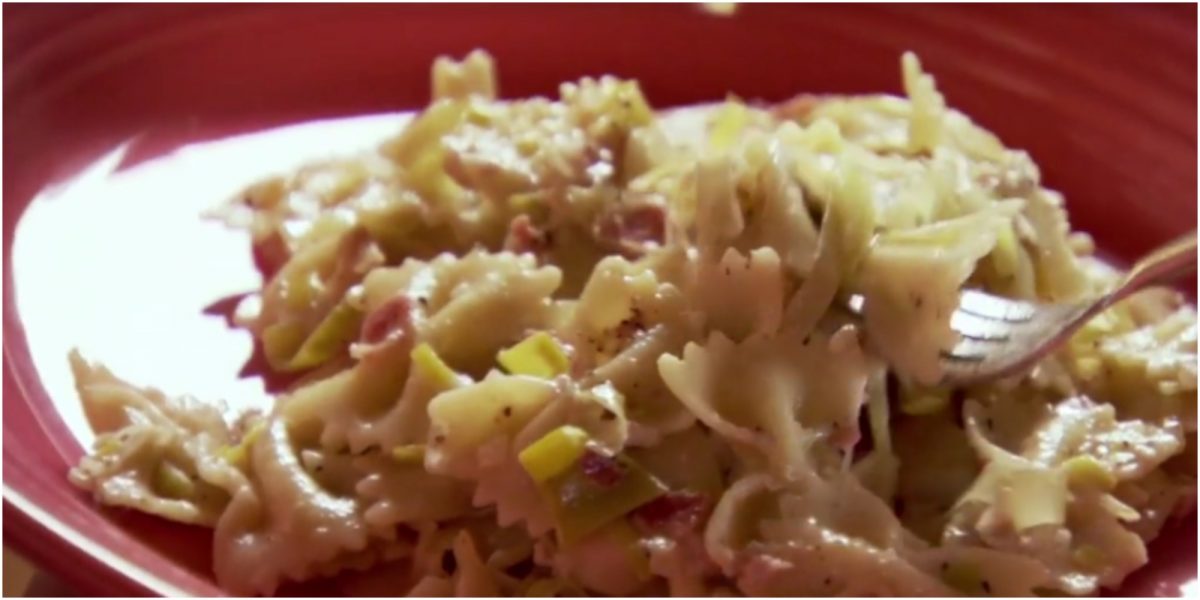 Pâtes de Ree Drummond avec pancetta et poireaux.
