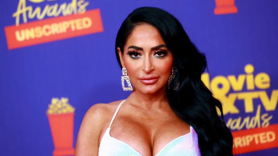 Angelina Pivarnick dit qu&rsquo;elle « mérite d&rsquo;être un jour maman » au milieu du divorce de Chris Larangeira