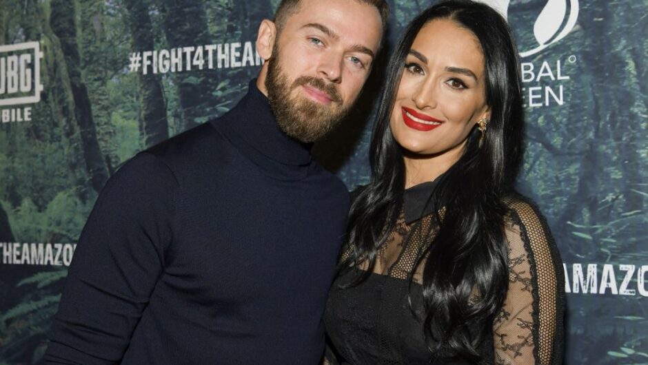 Nikki Bella n&rsquo;est pas pressée d&rsquo;épouser Artem Chigvintsev