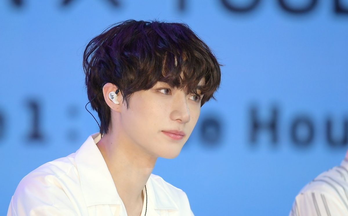Beomgyu de TXT à la conférence de presse du groupe pour 'Minisode 1 : Blue Hour'
