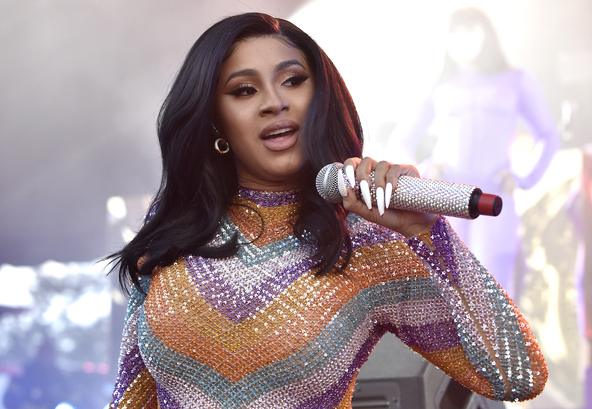 Cardi B se produit pendant 2019 Bonnaroo