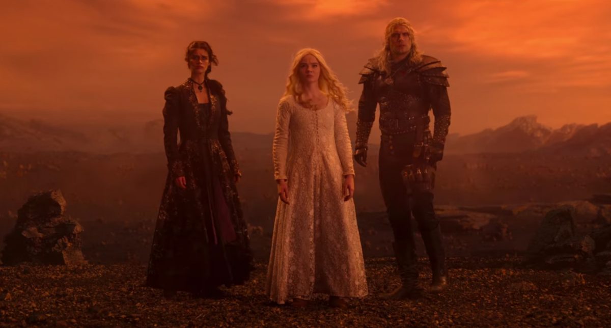 Yennefer, Ciri et Geralt dans la finale de la saison 2 de 'The Witcher' debout côte à côte par rapport à la saison 3.