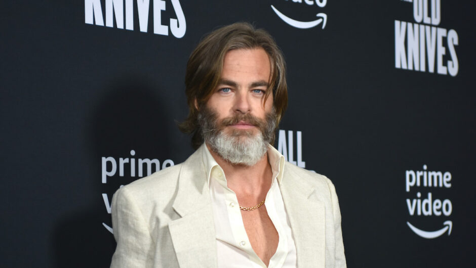 Chris Pine joue dans le nouveau thriller d&rsquo;espionnage romantique « Tous les vieux couteaux »