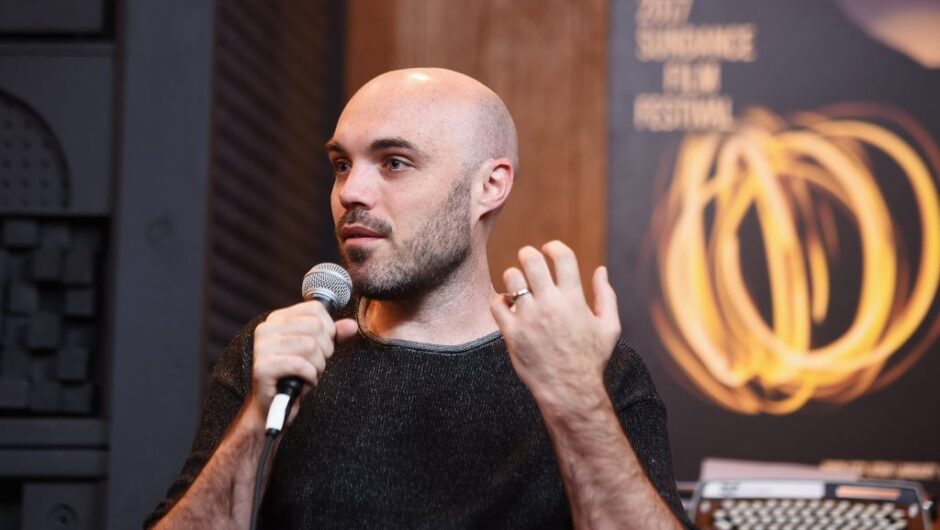 « The Green Knight »: David Lowery voulait donner au film une « fin heureuse »