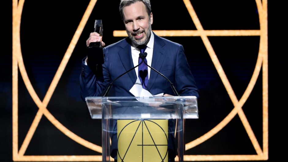 Le réalisateur de &lsquo;Dune&rsquo;, Denis Villeneuve, dit que la suite &lsquo;Le scénario est terminé&rsquo; mais c&rsquo;est toujours un &lsquo;travail en cours&rsquo;