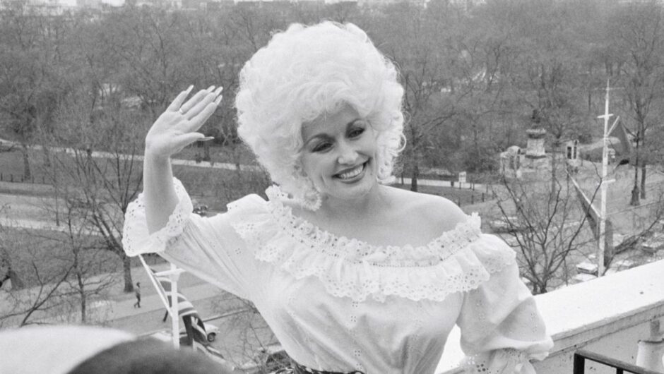 Dolly Parton a partagé ce qui la rend « verte de jalousie »