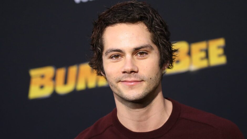 Dylan O&rsquo;Brien répond aux rumeurs selon lesquelles il jouerait Dick Grayson dans « Batgirl »