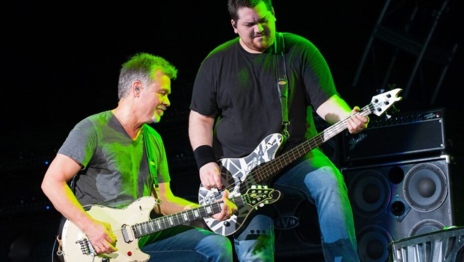 Eddie Van Halen et d&rsquo;autres rock stars qui ont accueilli leurs enfants dans leurs groupes