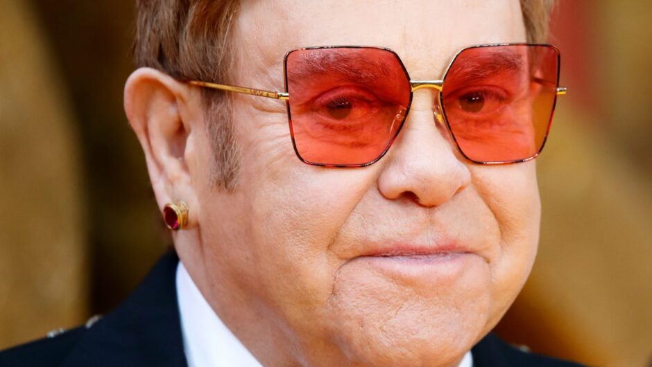 Elton John chante « Never Too Late » sur la bande originale « Le Roi Lion » de Disney en 2019