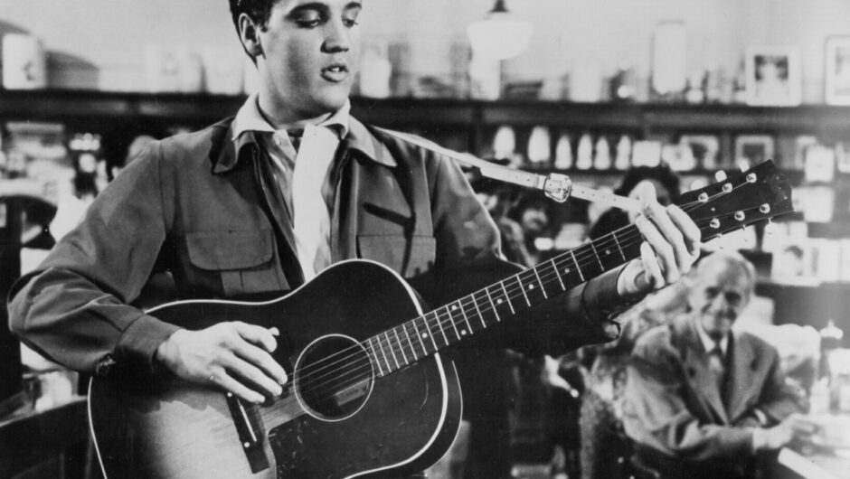 Elvis Presley ne regarderait pas « Jailhouse Rock » car l&rsquo;un des membres de la distribution est décédé