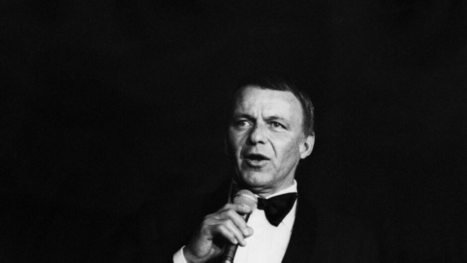 Frank Sinatra « a pris environ 12 douches par jour »: « C&rsquo;était une obsession fondamentale »