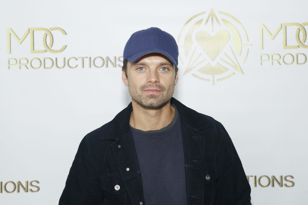 Sebastian Stan parle de son film Fresh et aime jouer des rôles qui le font flipper.