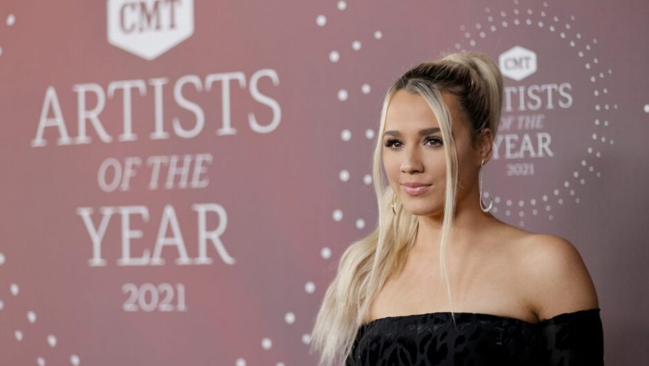 Qui est le mari de Gabby Barrett et combien d&rsquo;enfants ont-ils ?