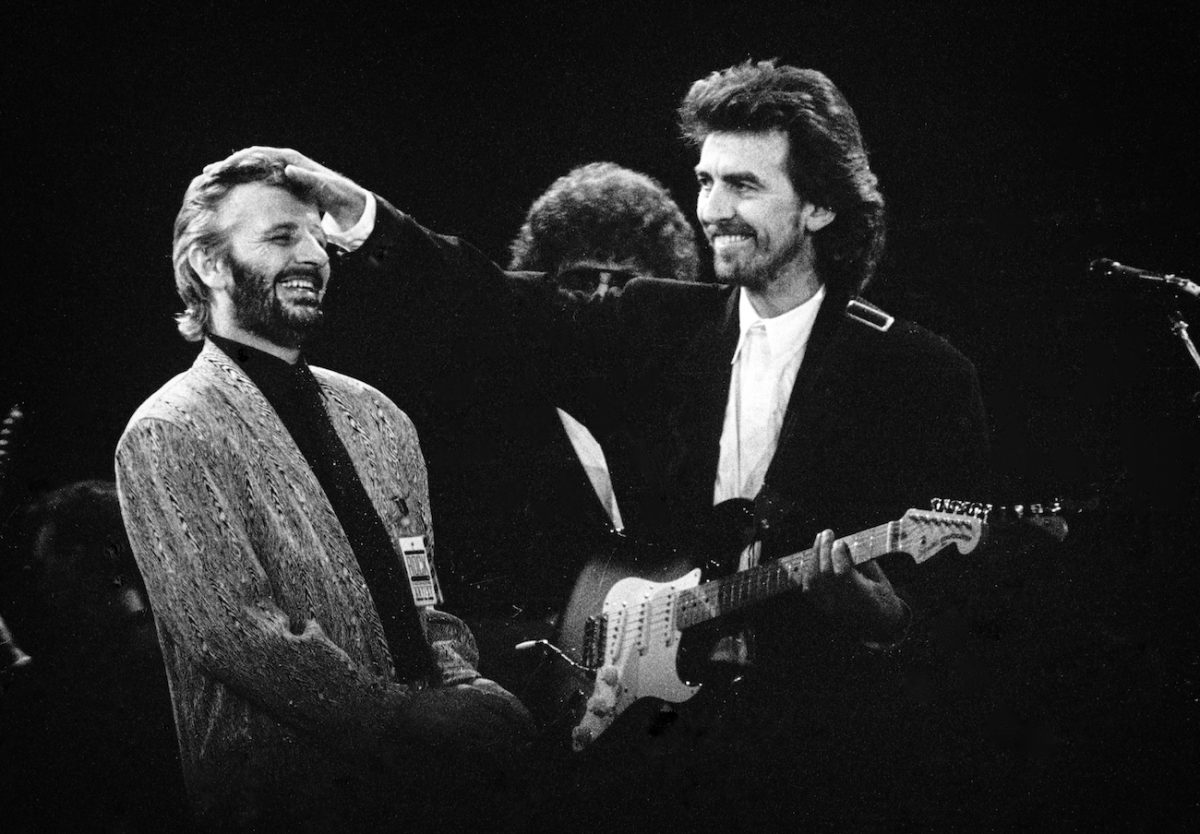 Ringo Starr et George Harrison lors du concert Prince's Trust en 1987.
