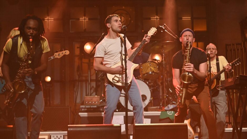 Jack Antonoff des gradins décrit «Arrêtez de faire ça mal» comme «un peu sinistre»