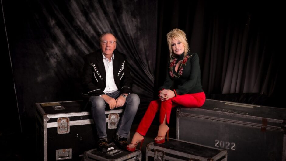 « Run, Rose, Run » : James Patterson sur la différence entre travailler avec Bill Clinton et Dolly Parton