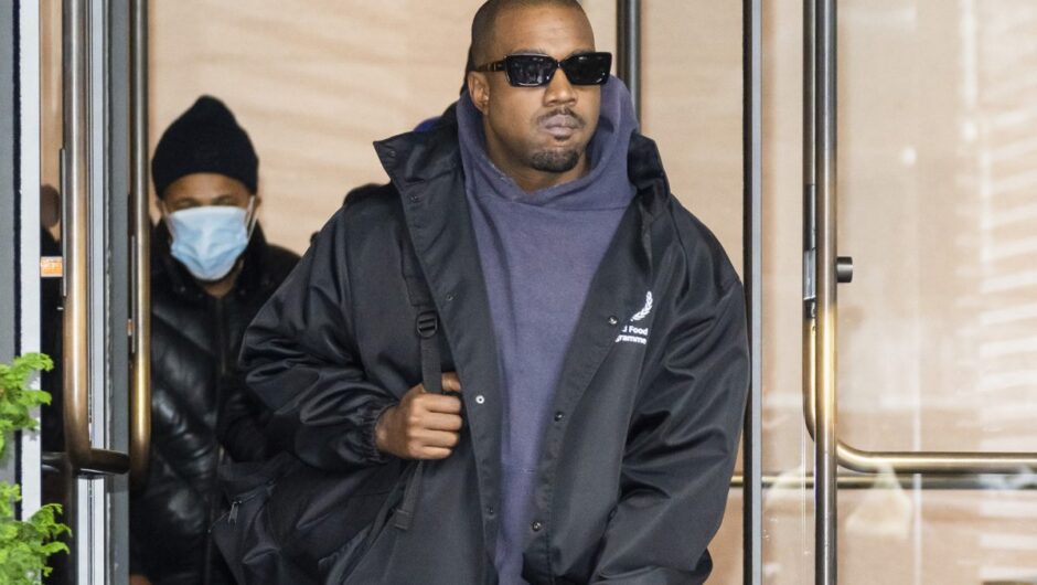 Kanye West transféré à l&rsquo;université d&rsquo;État de Chicago pour étudier l&rsquo;anglais, puis a abandonné