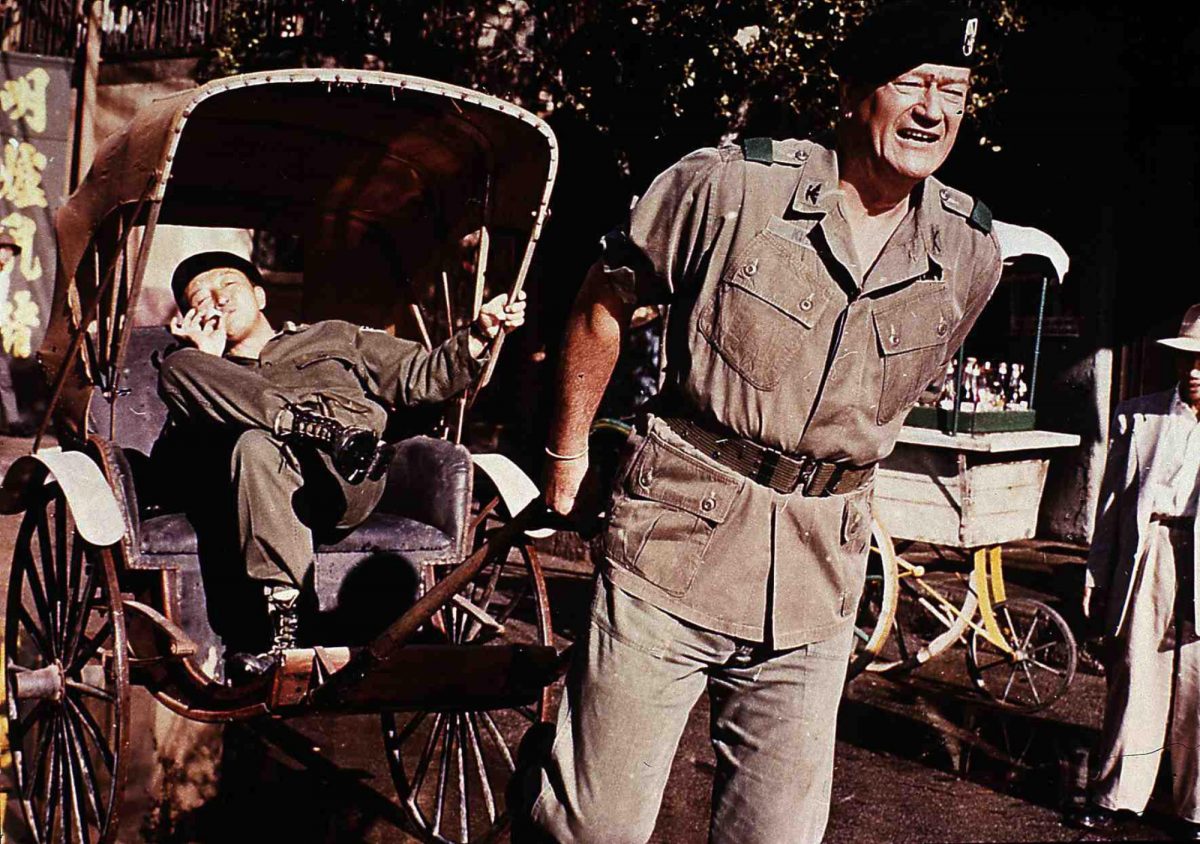Lieu de tournage de « Les Bérets verts » John Wayne tirant un chariot