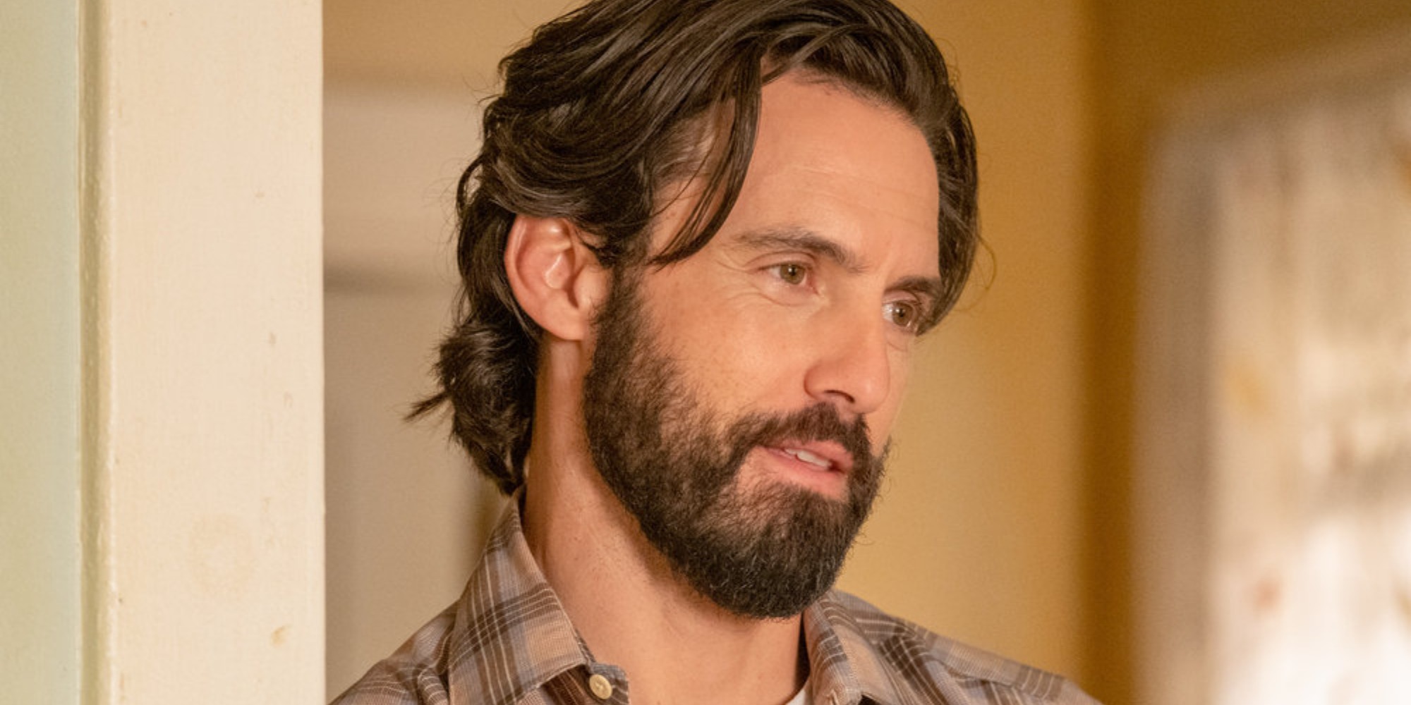 Milo Ventimiglia sur le tournage de This Is Us.