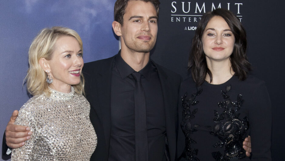 Theo James a qualifié l&rsquo;une de ses co-stars « divergentes » de « un peu nana »