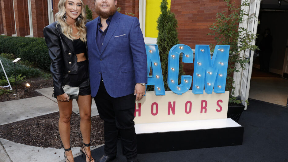 Luke Combs prépare son assiette pleine pour son premier bébé : « J&rsquo;ai beaucoup de choses à faire »