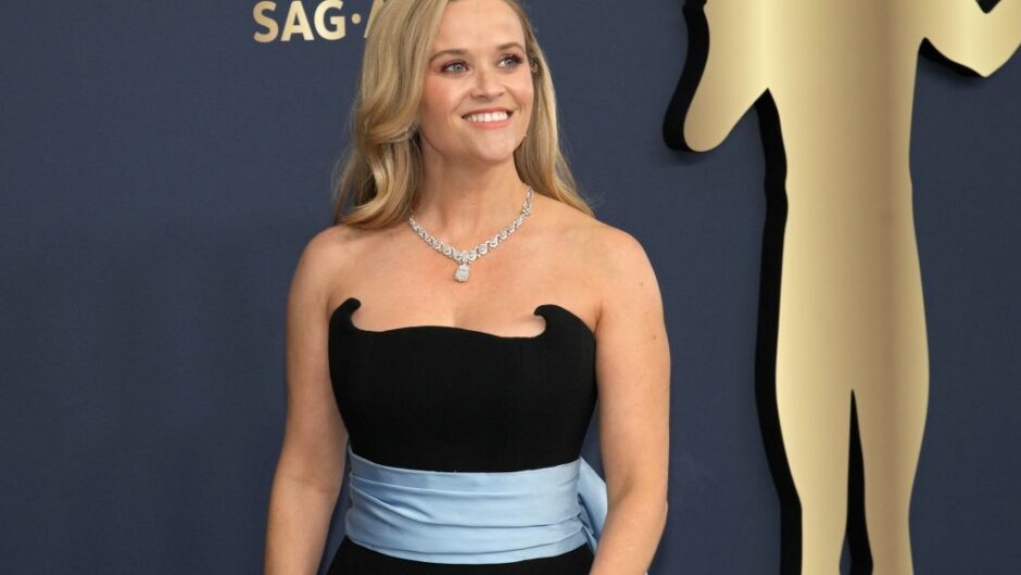 À l&rsquo;intérieur de la maison d&rsquo;inspiration country anglaise de Reese Witherspoon qu&rsquo;elle vend pour 25 millions de dollars