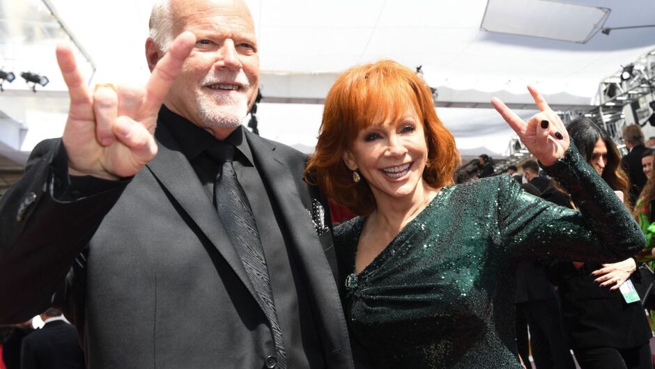 Reba McEntire a révélé que son petit ami Rex Linn était « très intéressé » par sa musique