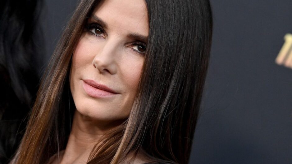 Sandra Bullock plaisante en disant qu&rsquo;elle veut « de temps en temps » « tuer » ses enfants – « Il y a toujours beaucoup d&rsquo;amour »