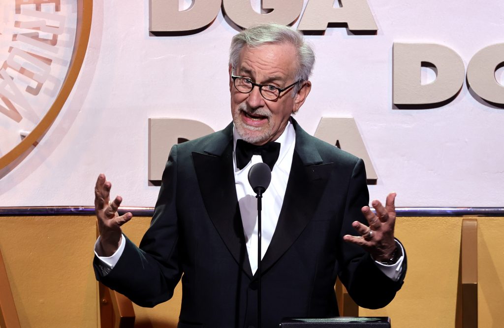 Steven Spielberg prend la parole aux DGA Awards pour West Side Story