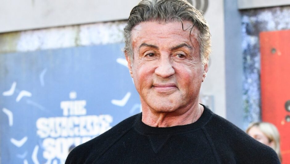 « The Suicide Squad »: Sylvester Stallone dit que King Shark « recherchait l&rsquo;amour »