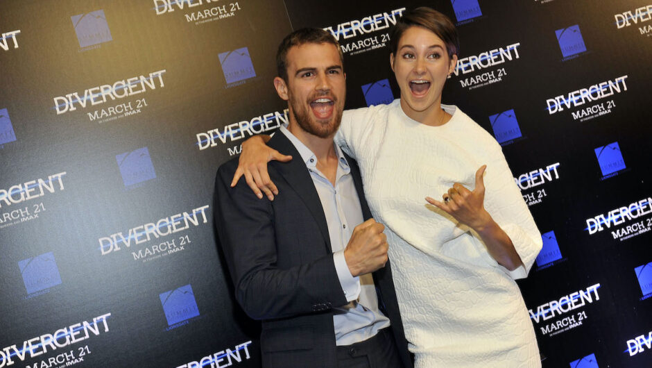 Theo James a plaisanté en disant que lui et Shailene Woodley étaient en &rsquo;69&rsquo; dans &lsquo;Divergent&rsquo;