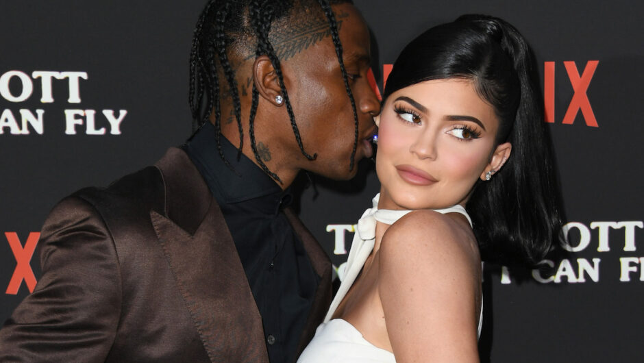 Les fans réagissent à la douce vidéo hommage de Kylie Jenner à son fils avec Travis Scott