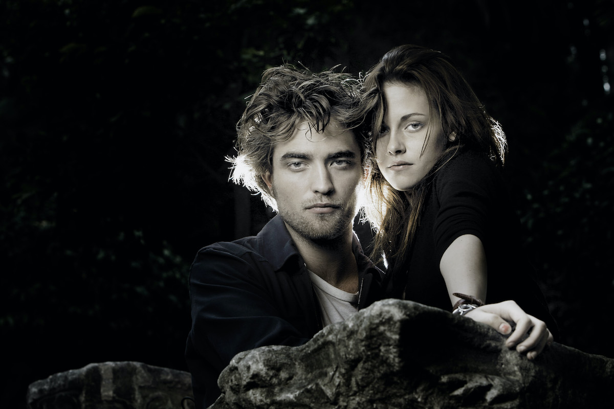 Les stars de Twilight Robert Pattinson et Kristen Stewart posent pour les photos du casting