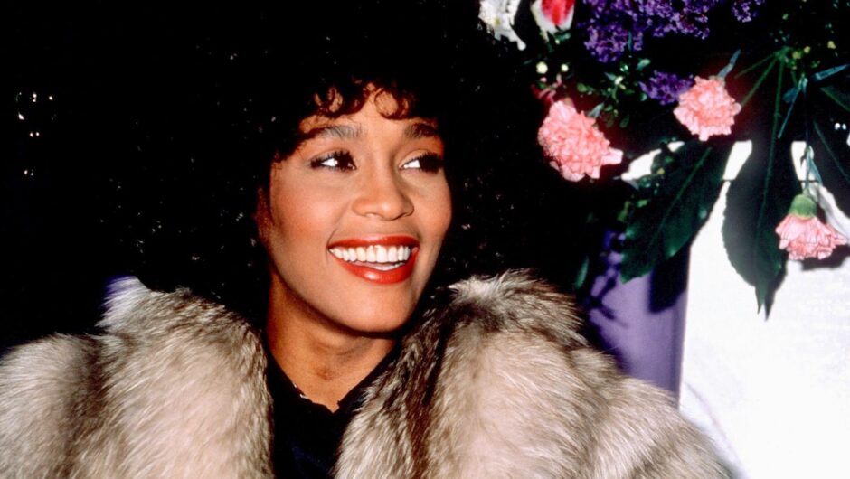 Monica révèle le plus gros conseil que Whitney Houston lui a donné