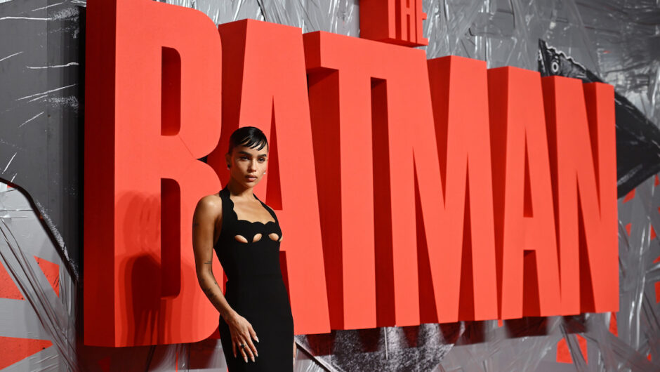 Zoë Kravitz parle de s&rsquo;adapter au tristement célèbre costume de Catwoman après avoir lutté contre les troubles de l&rsquo;alimentation