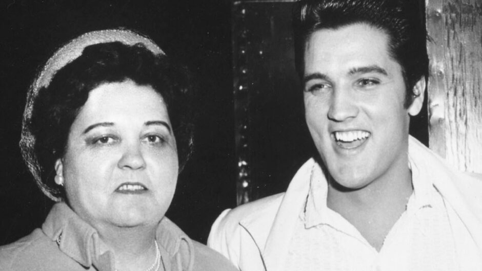Gladys, la mère d&rsquo;Elvis Presley, a préparé un gâteau à la noix de coco digne du roi