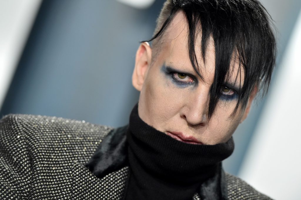 Marilyn Manson assiste à la Vanity Fair Oscar Party organisée par Radhika Jones au Wallis Annenberg Center for the Performing Arts le 09 février 2020