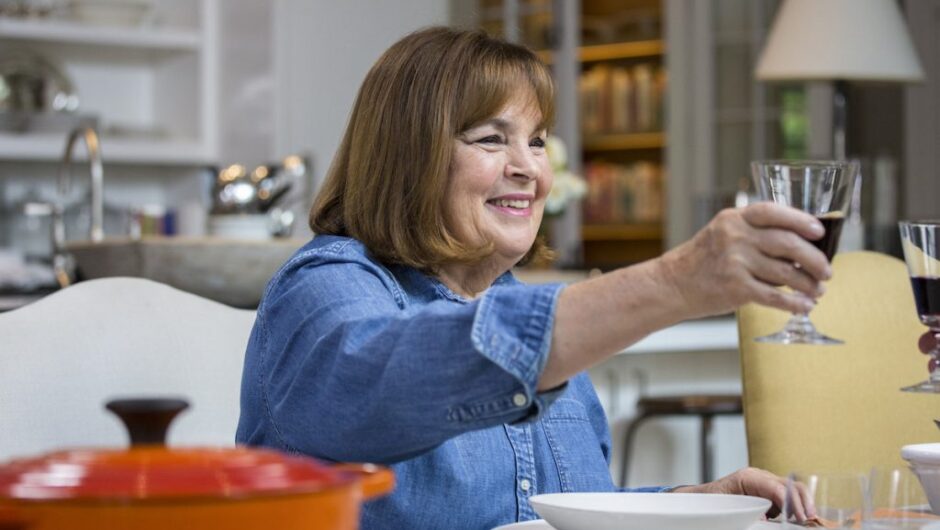 Ina Garten dit que l&rsquo;organisation de dîners l&rsquo;a préparée pour « Be My Guest »