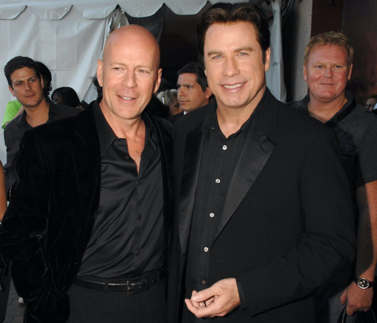 Bruce Willis et John Travolta aux MTV Movie Awards 2007, des années après avoir travaillé ensemble sur trois films.