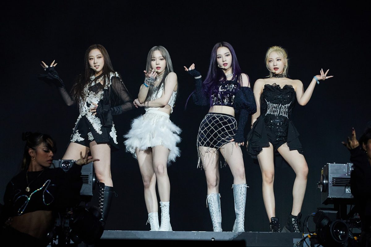 Les membres du groupe K-pop aespa se produisent à Coachella 2022