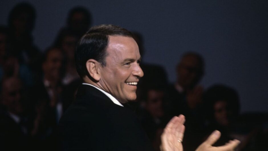 À l&rsquo;intérieur de la maison de plage californienne à 9 millions de dollars de Frank Sinatra