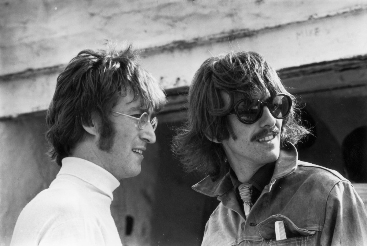 John Lennon et George Harrison sur le tournage de