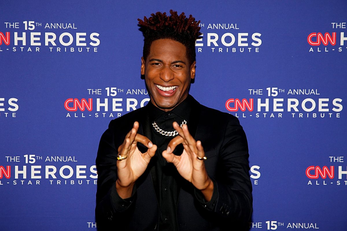 Jon Batiste assiste à la 15e édition annuelle de CNN Heroes : All-Star Tribute au Musée américain d'histoire naturelle