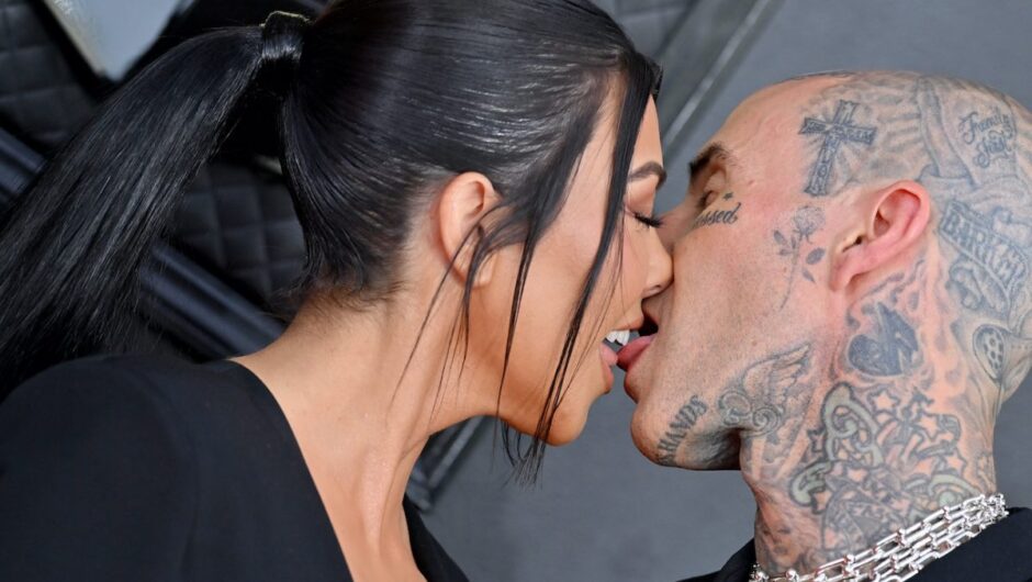 18 couples de célébrités qui se sont mariés à Las Vegas comme Kourtney Kardashian et Travis Barker