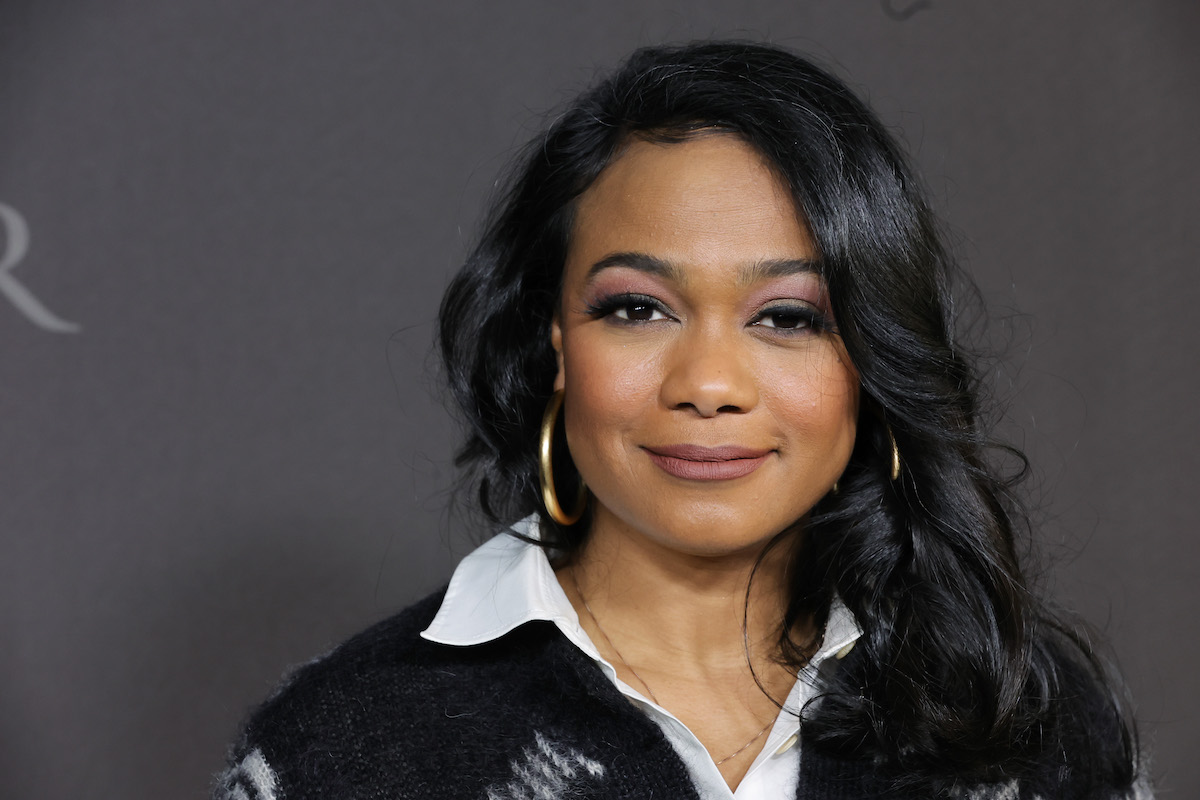 Tatyana Ali, qui a récemment attiré l'attention pour ses commentaires sur la gifle de Will Smith aux Oscars, assiste à la première de l'émission Peacock 'Bel-Air'