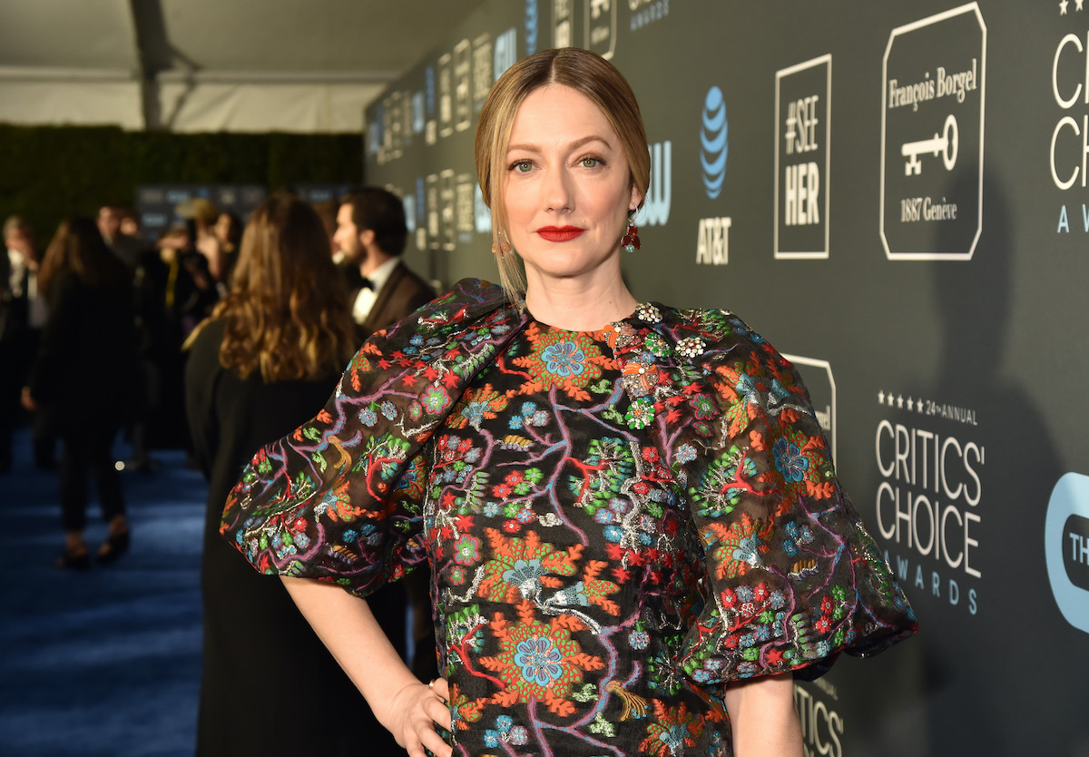 Judy Greer souriante