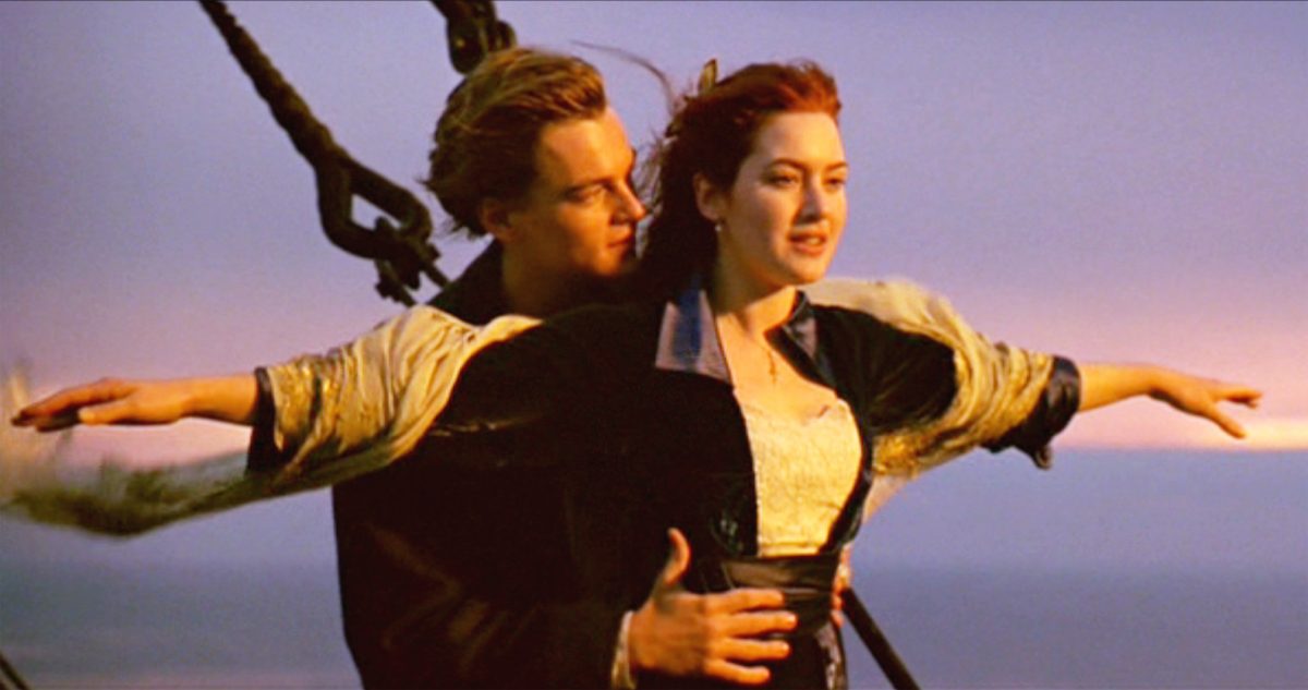 Leonardo Dicaprio et Kate Winslet jouent dans Titanic.