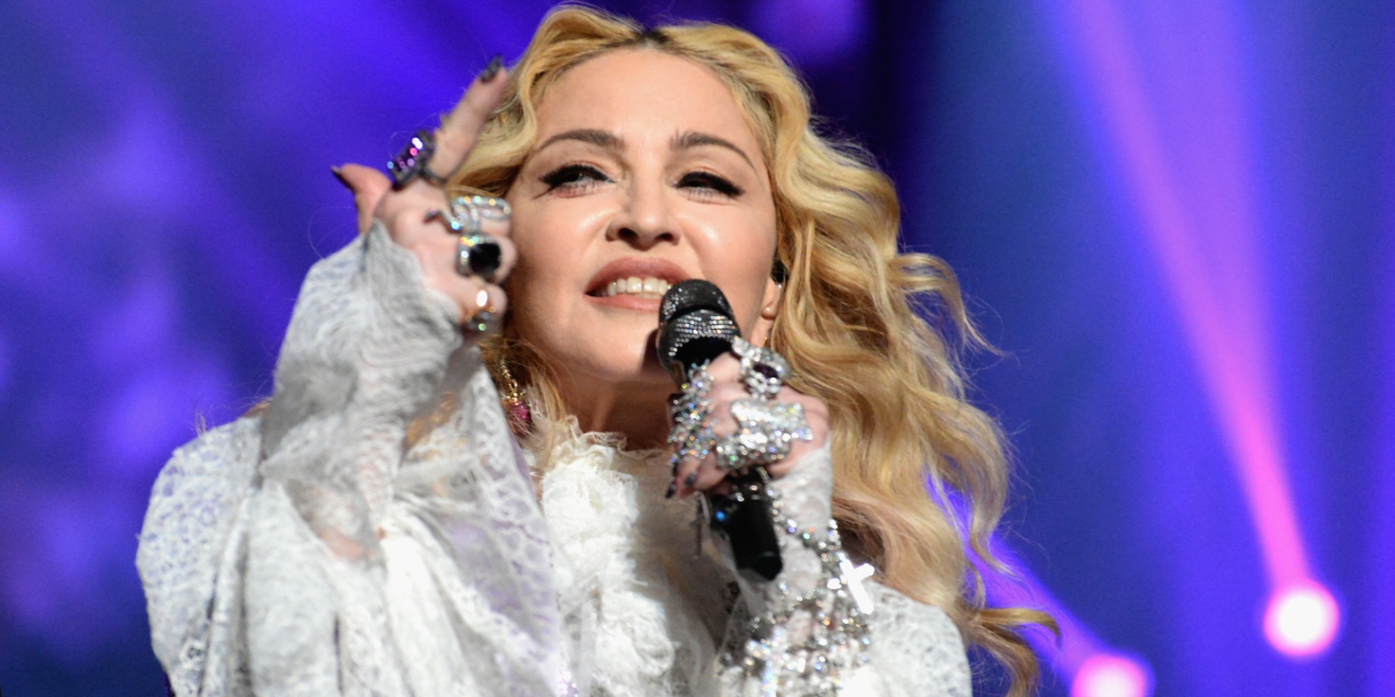 Madonna se produit sur scène en 2016.